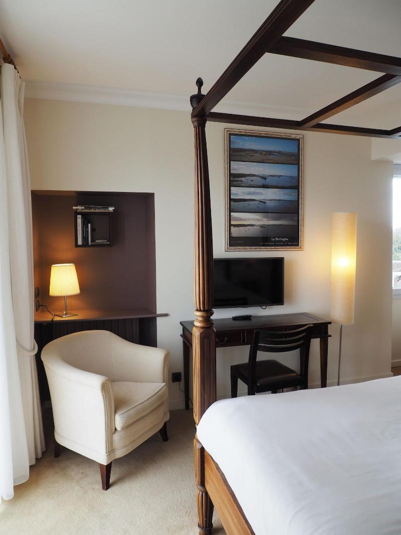Logis Hotel De Carantec Bagian luar foto