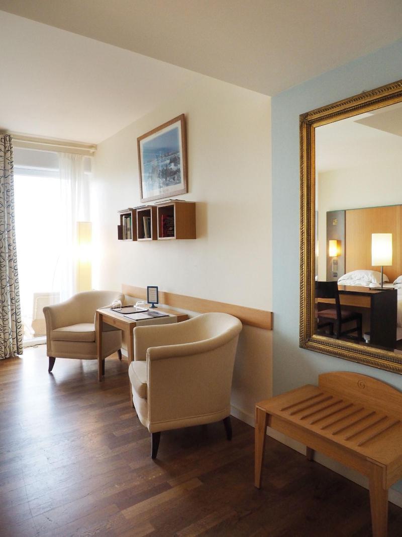Logis Hotel De Carantec Bagian luar foto