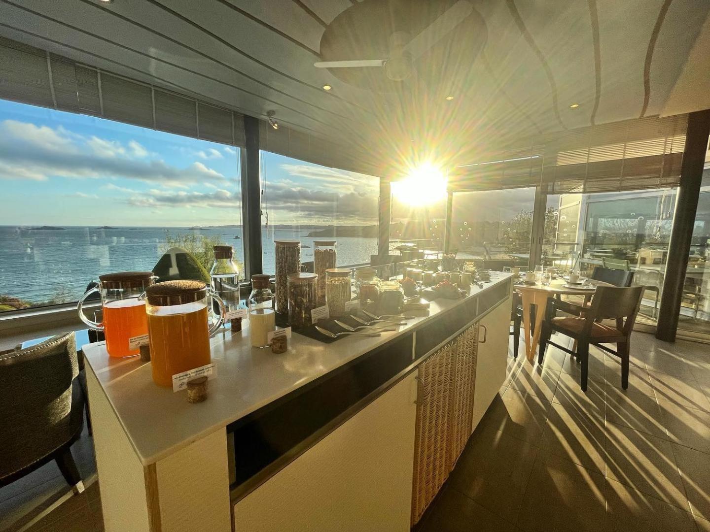 Logis Hotel De Carantec Bagian luar foto