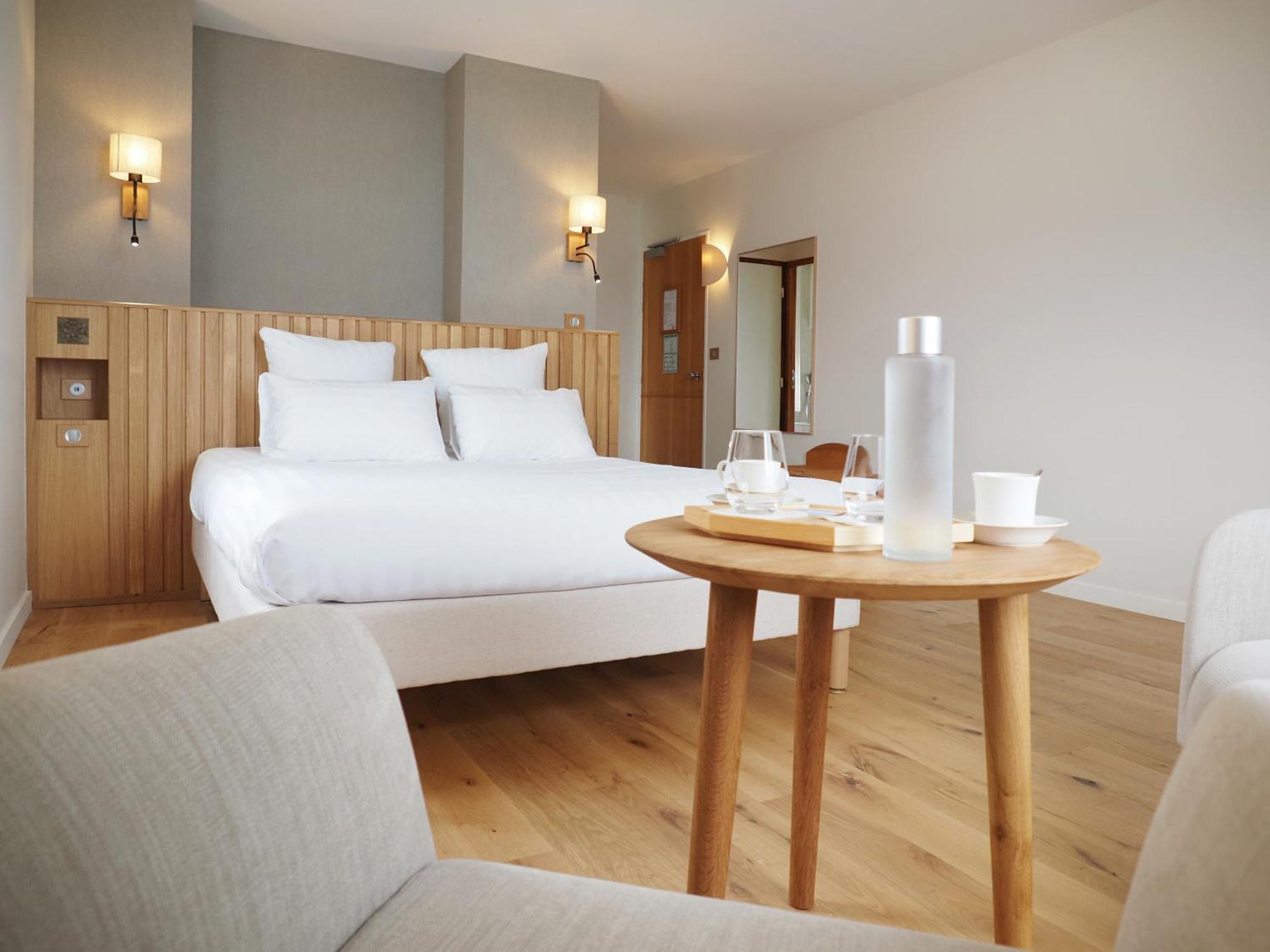 Logis Hotel De Carantec Bagian luar foto