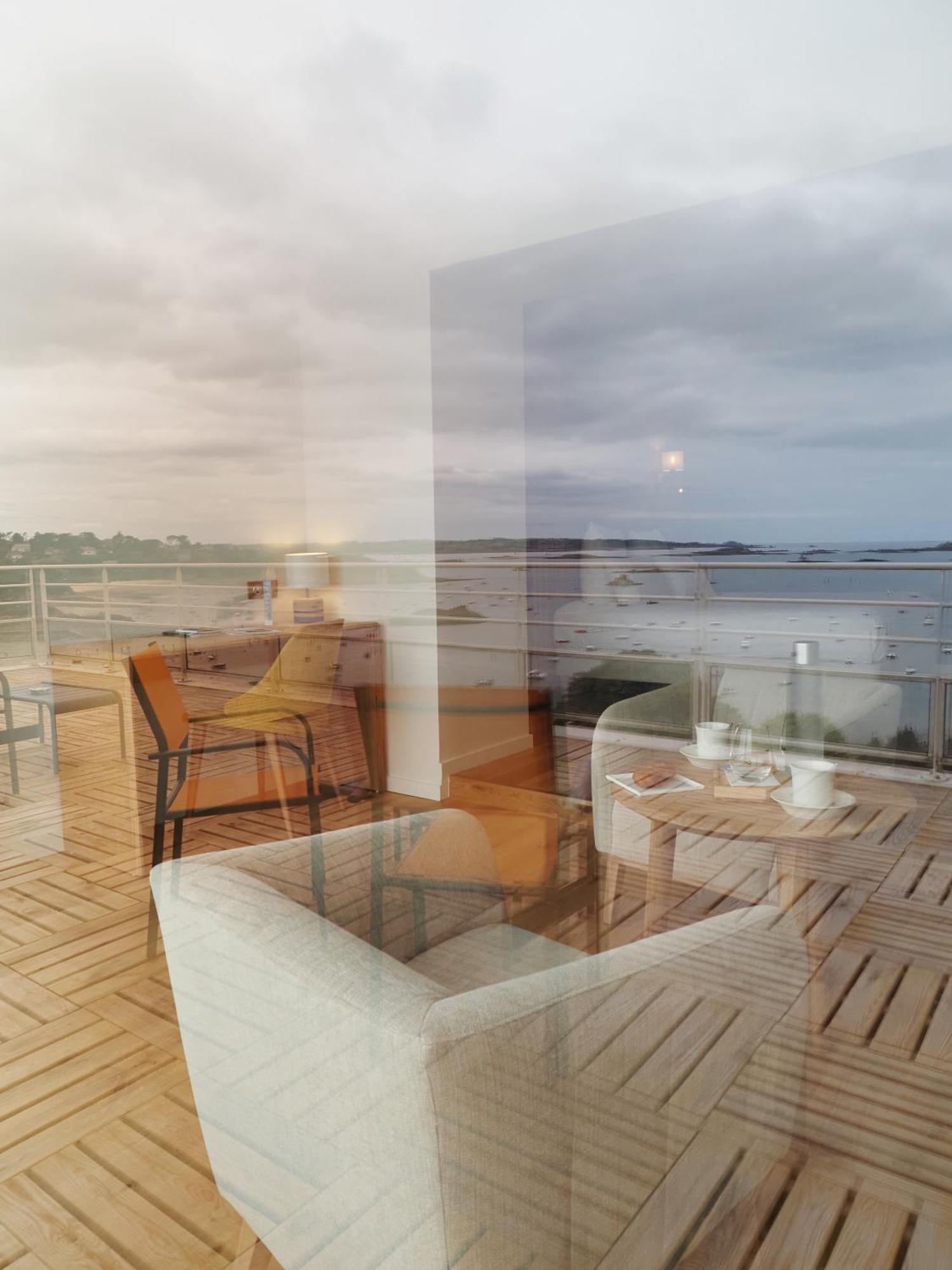 Logis Hotel De Carantec Bagian luar foto