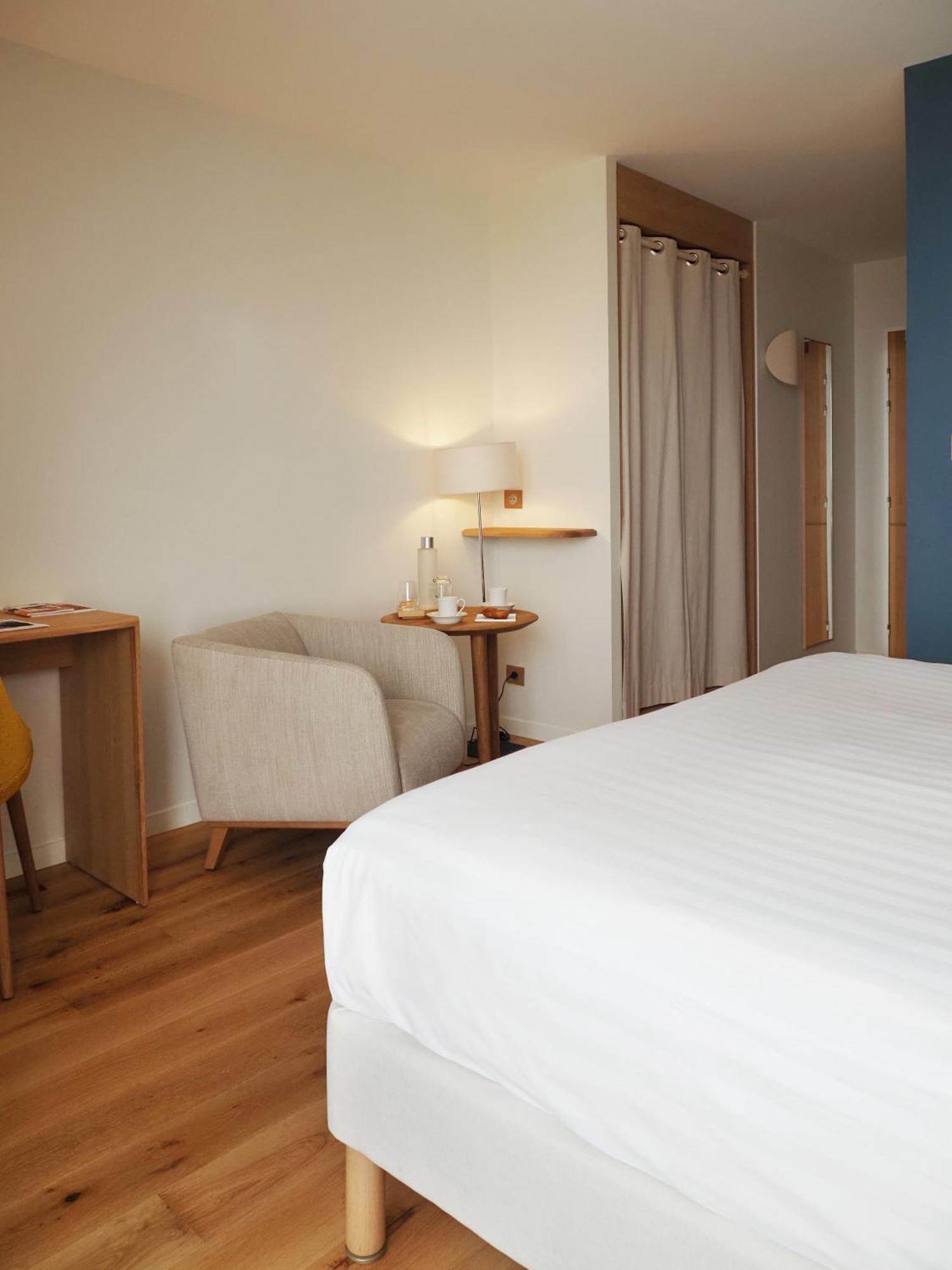 Logis Hotel De Carantec Bagian luar foto